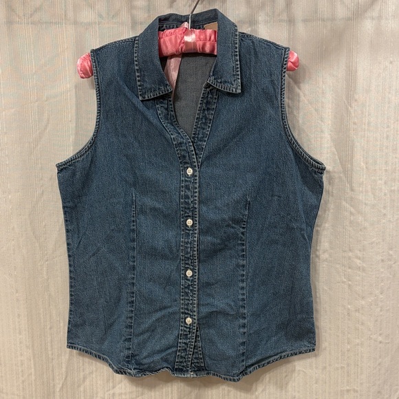 Vintage St. John's Bay Button Down Denim Sleeveless Top - Picture 1 of 6